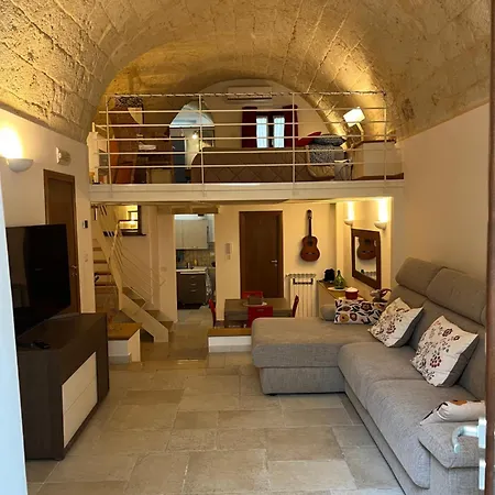 Casa *